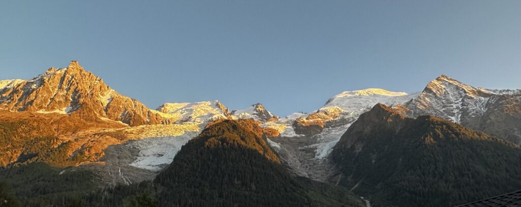 Blick vom Campingplatz in Richtung Mont Blanc
